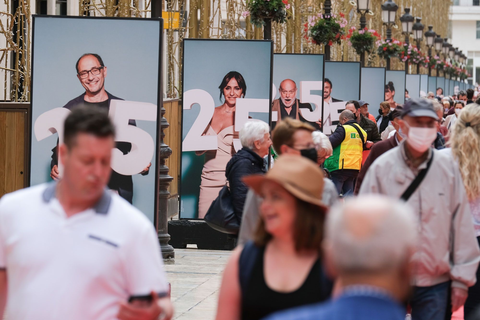 La exposición oficial del Festival de Málaga ya luce en la calle Larios