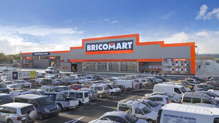 Bricomart llega a Murcia: el almacén donde compran los profesionales - La  Opinión de Murcia