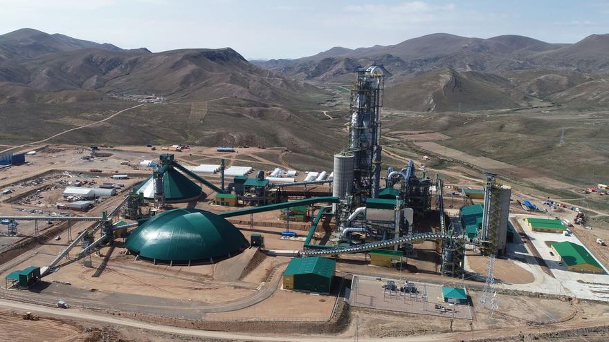 Las ingenierías asturianas, en busca de un salvador de China o Alemania para despejar su futuro