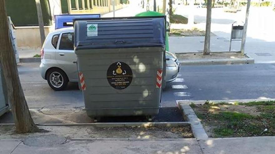 Carril bici cortado en Vicente Savall.