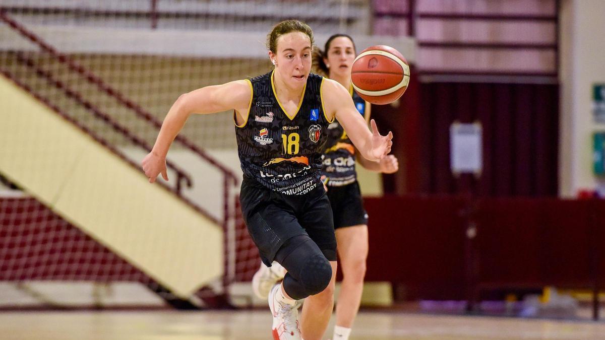 Alicia Flórez, en un partido con La Cordà de Paterna