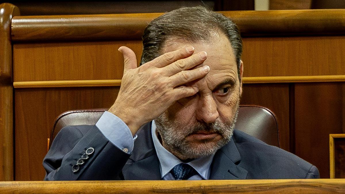 José Luis Ábalos, en una imagen de archivo en su escaño en el Congreso de los Diputados.