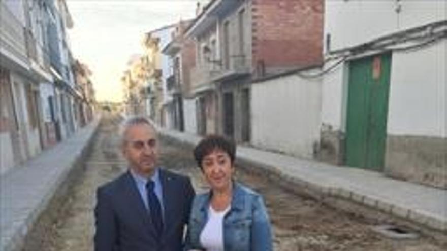 La Diputación invierte 60.000 euros en la mejora de la calle Cervantes