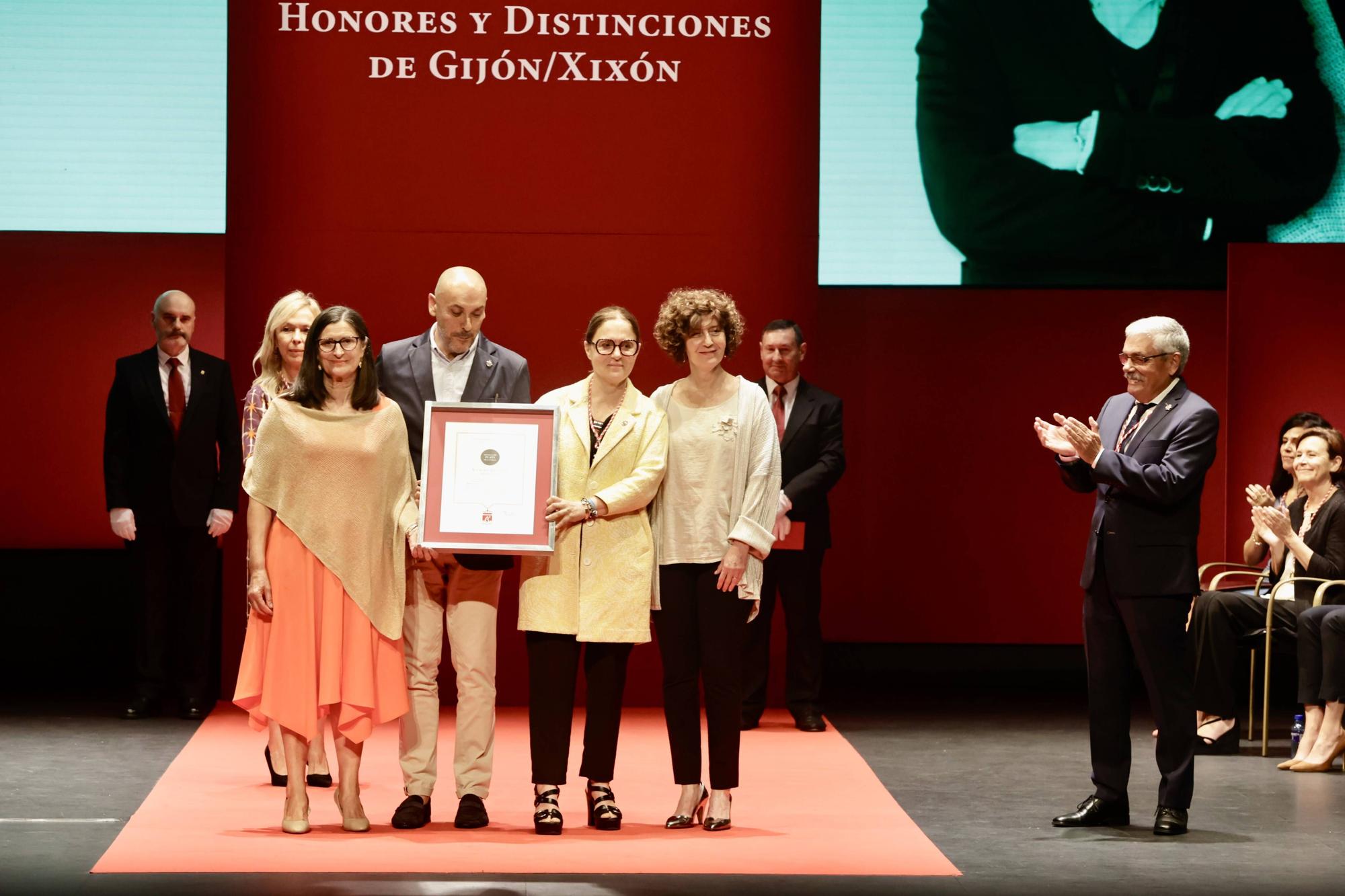 Entrega de las medallas de la ciudad de Gijón