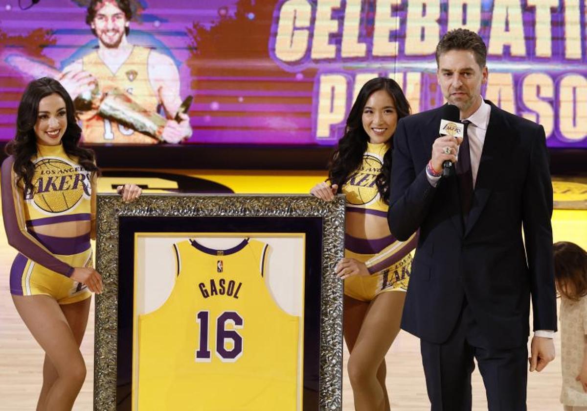 Las mejores imágenes de la ceremonia de la retirada de la camiseta de Pau Gasol con los Lakers