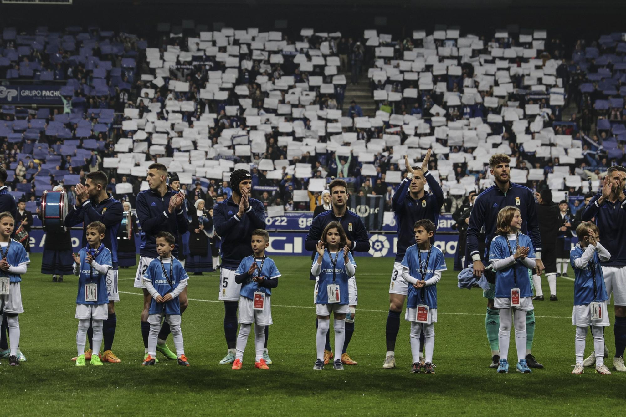 En imágenes: así se vivió el derbi en el Tartiere