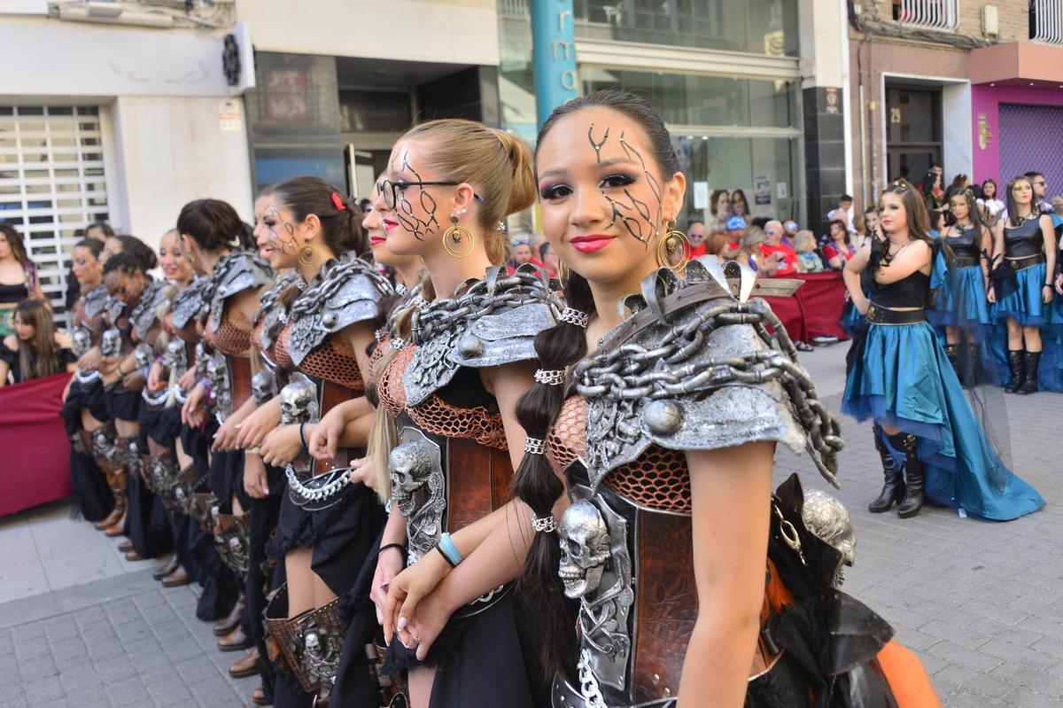 Un espectacular desfile infantil recorre las calles Un espectacular desfile infantil recorre las calles