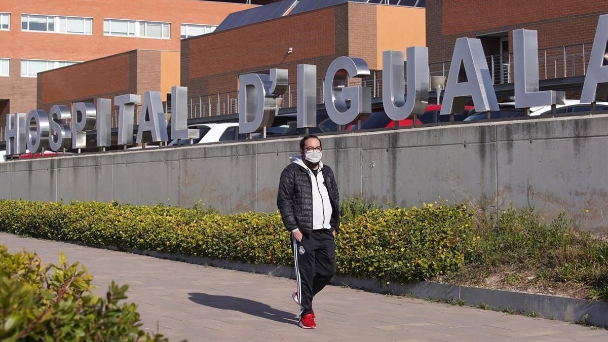 Exterior del hospital de Igualada, este mediodía.