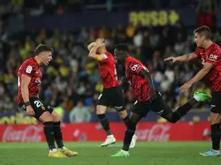 Uruguay cita a Gio González para dos amistosos en Japón y Corea