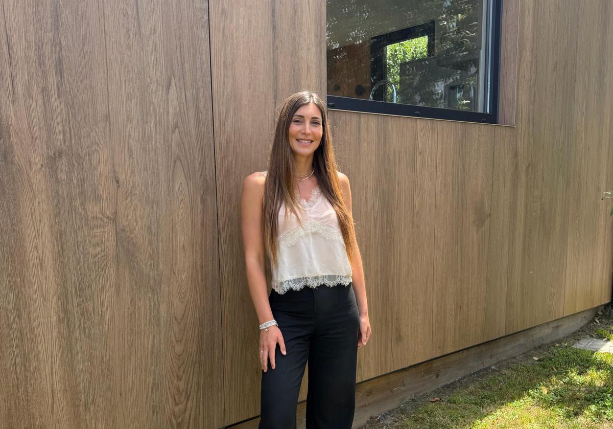 Ana Vázquez, directora de experiencia al cliente de las Cabañas de Razo.