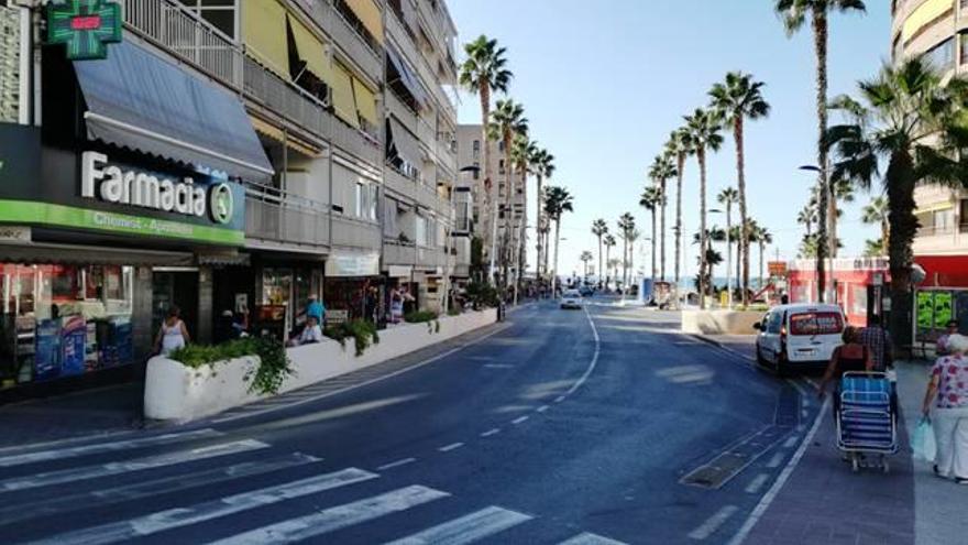 Los dos carriles de la avenida; el de la izquierda quedará cortado.