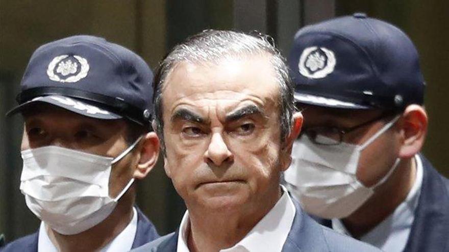 La increíble fuga de Ghosn y los pasaportes franceses