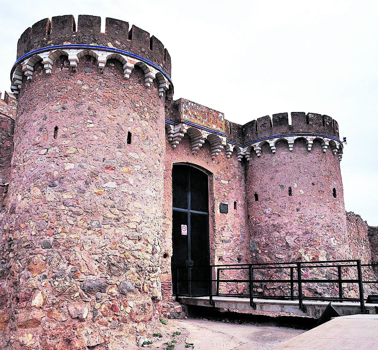 El Castillo de Onda sumerge al visitante en un pasado cargado de historia y tradición.