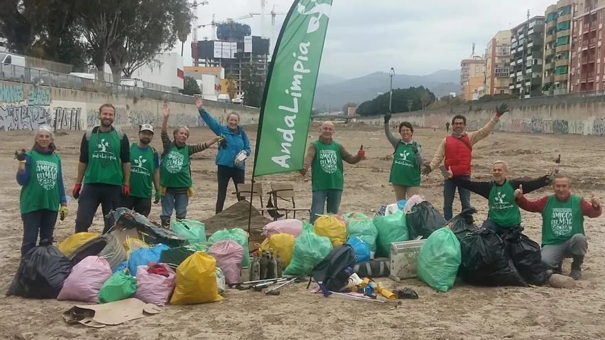 Rincón organiza una batida de limpieza de residuos el domingo en el arroyo Totalán