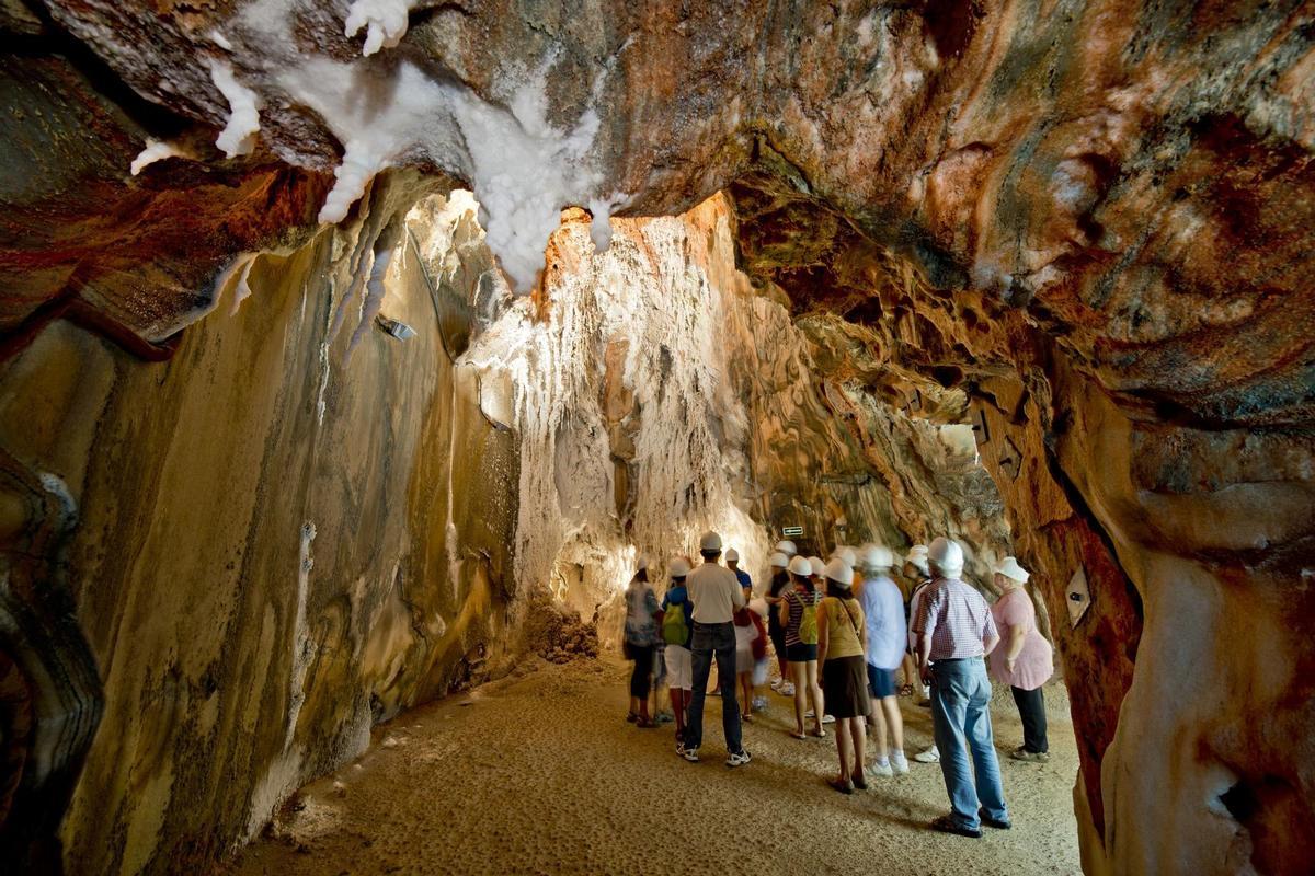 Visita a l’interior de la muntanya de sal de Cardona