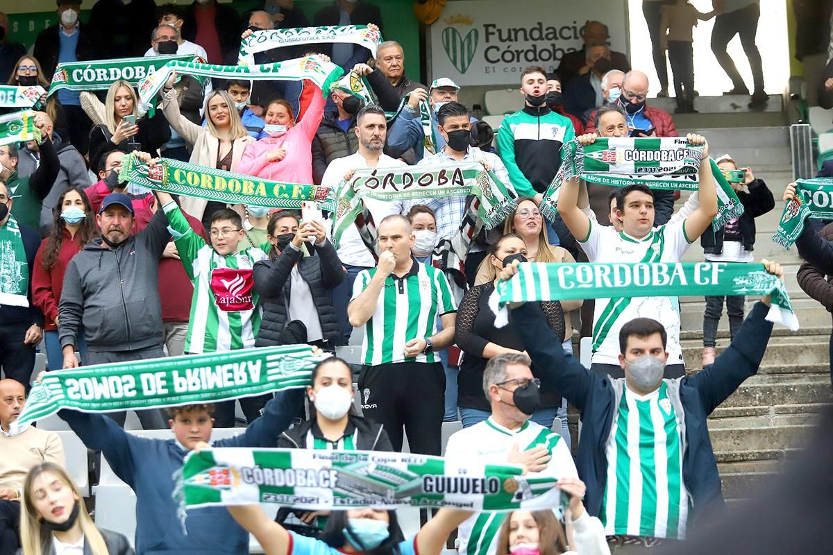 Las imágenes del Córdoba CF - San Roque