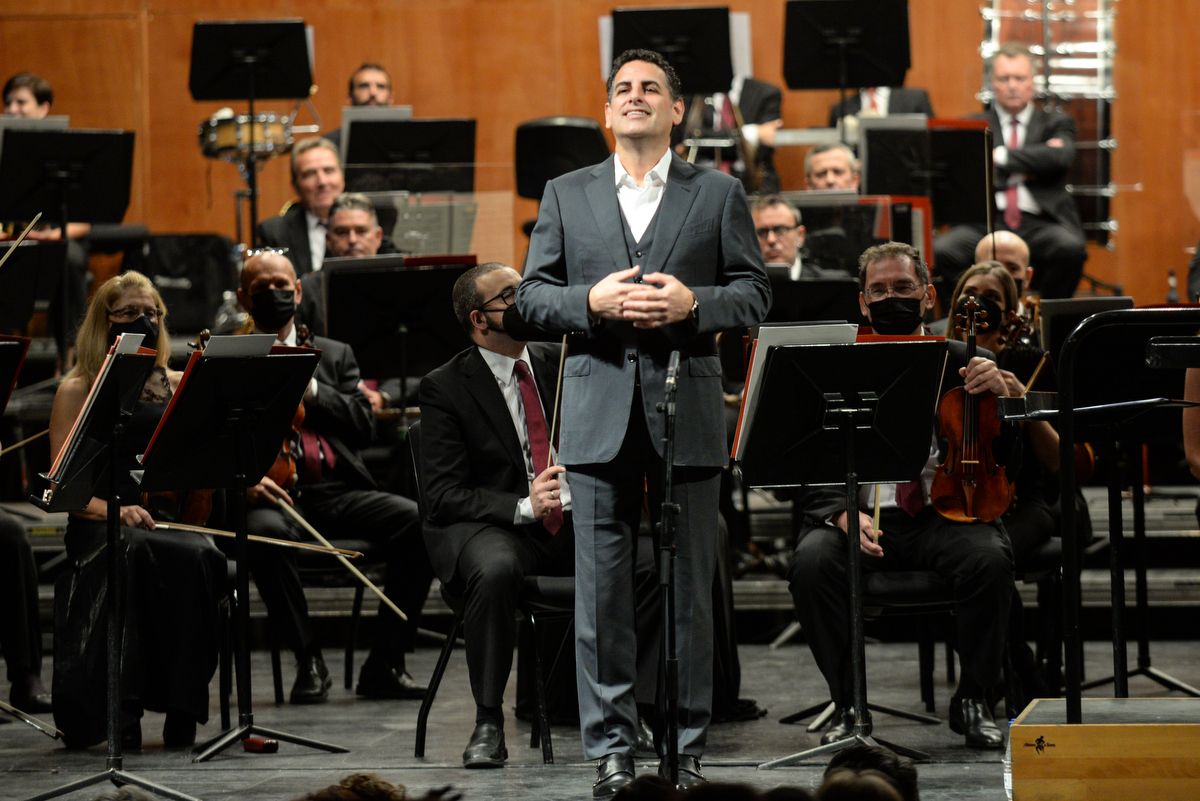 Las imágenes del concierto de Juan Diego Flórez en el Teatro Cervantes