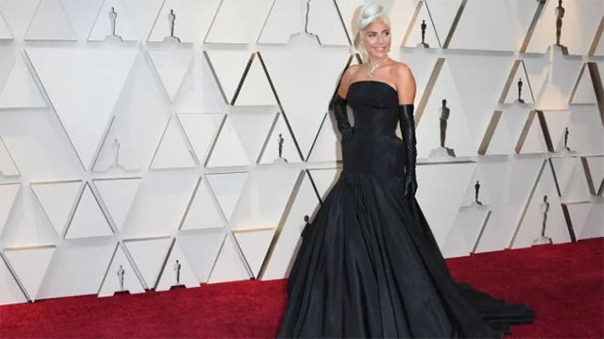 Lady Gaga fue una de las protagonistas de la alfombra roja de los Oscars