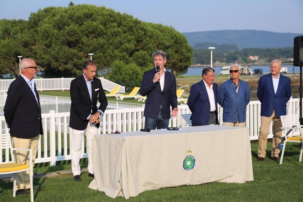 Inauguración del Beach Club La Toja.