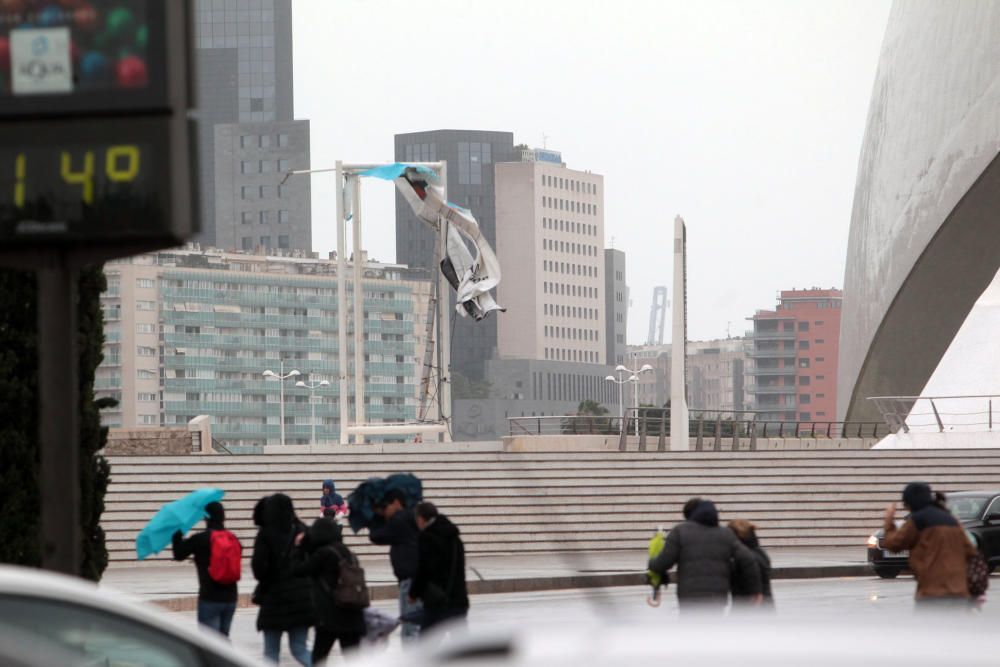 Temporal de lluvia y viento en Valencia