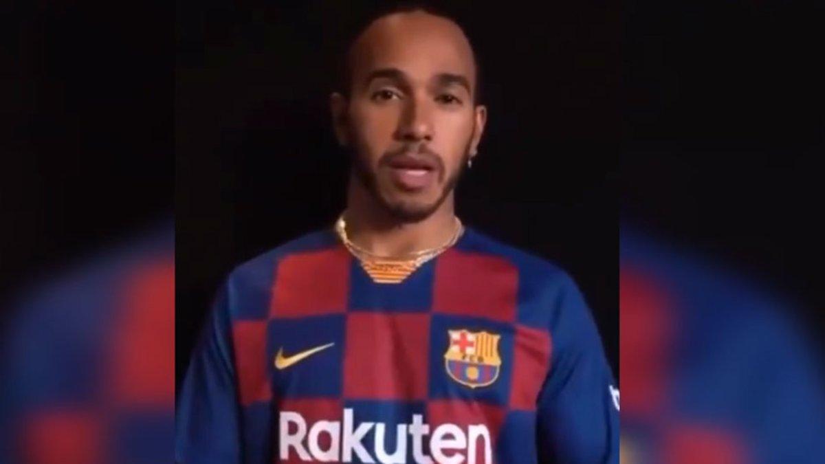 Hamilton lució con orgullo la camiseta del Barça