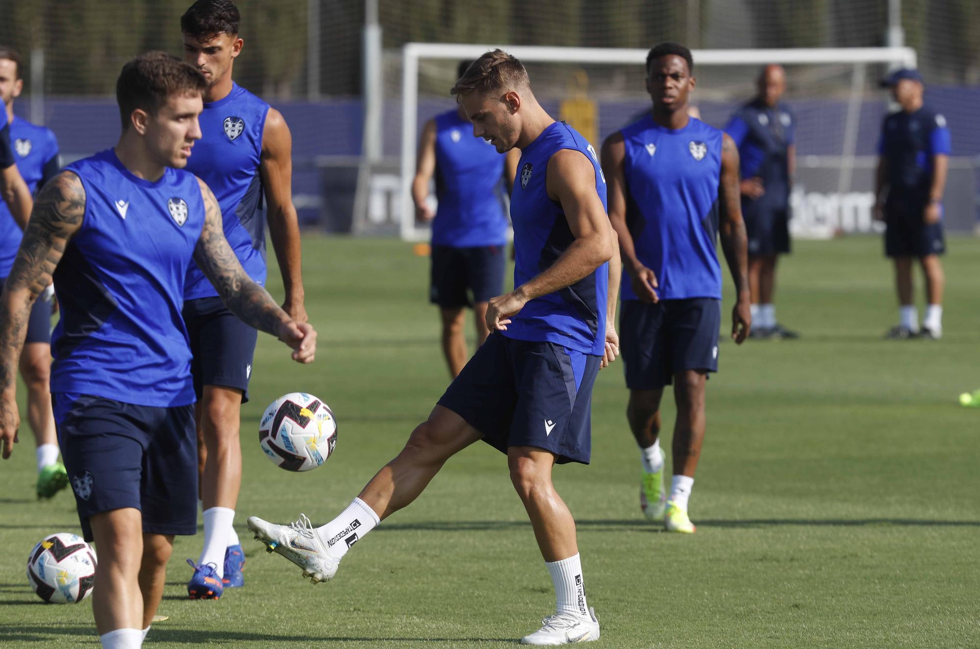 Sesión en Buñol del Levante UD