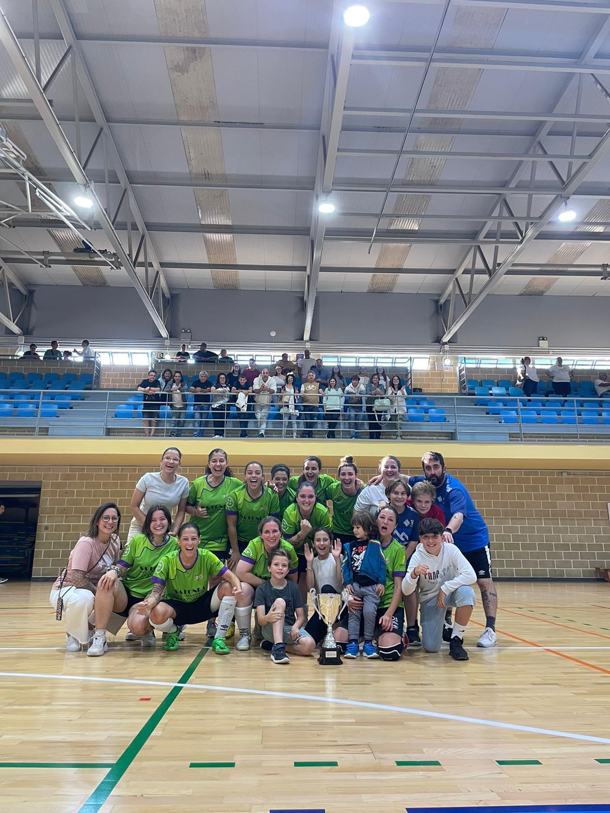 Conjunto del Fisiomedia Manacor de fútbol sala femenino.
