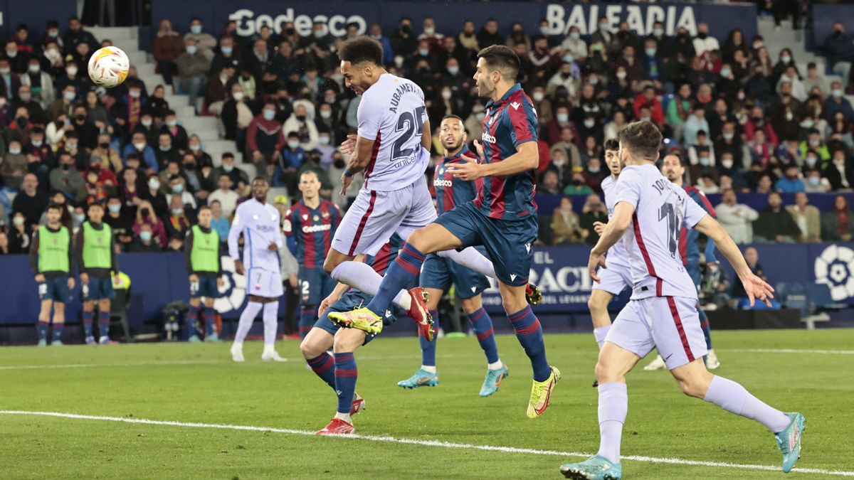 LEVANTE - FC BARCELONA