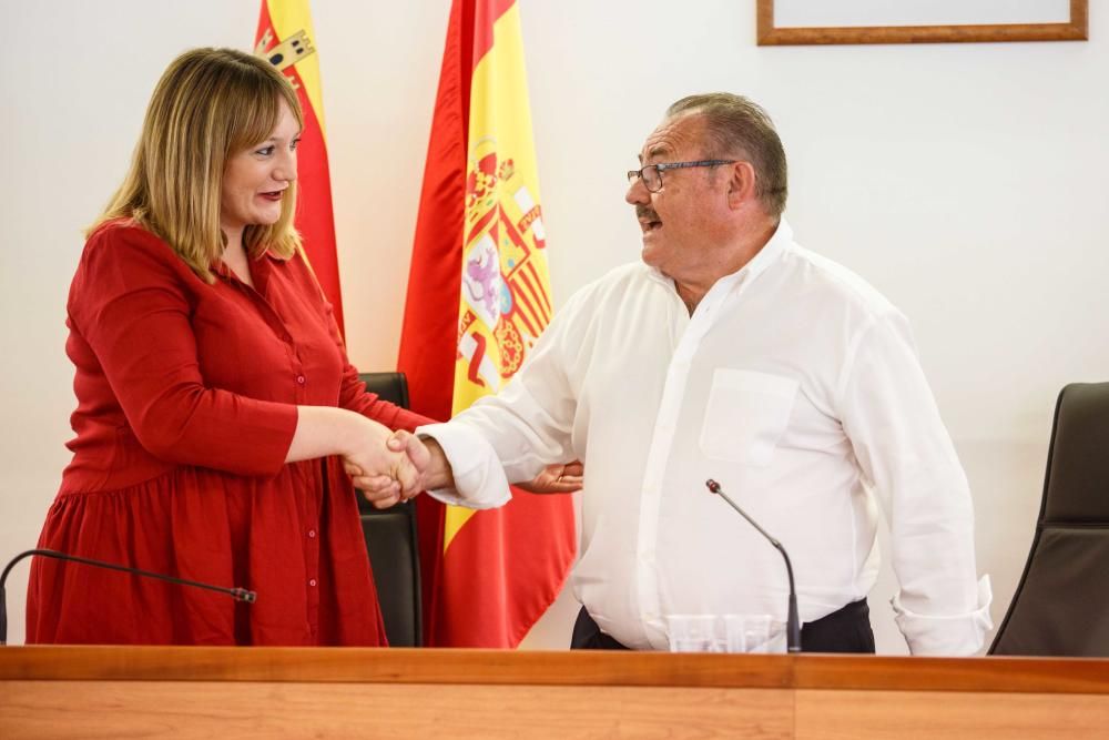 Toma de posesión de Antoni Marí Marí, 'Carraca', en el Ayuntamiento de Sant Joan