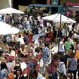 Barcelona ya celebra Sant Jordi