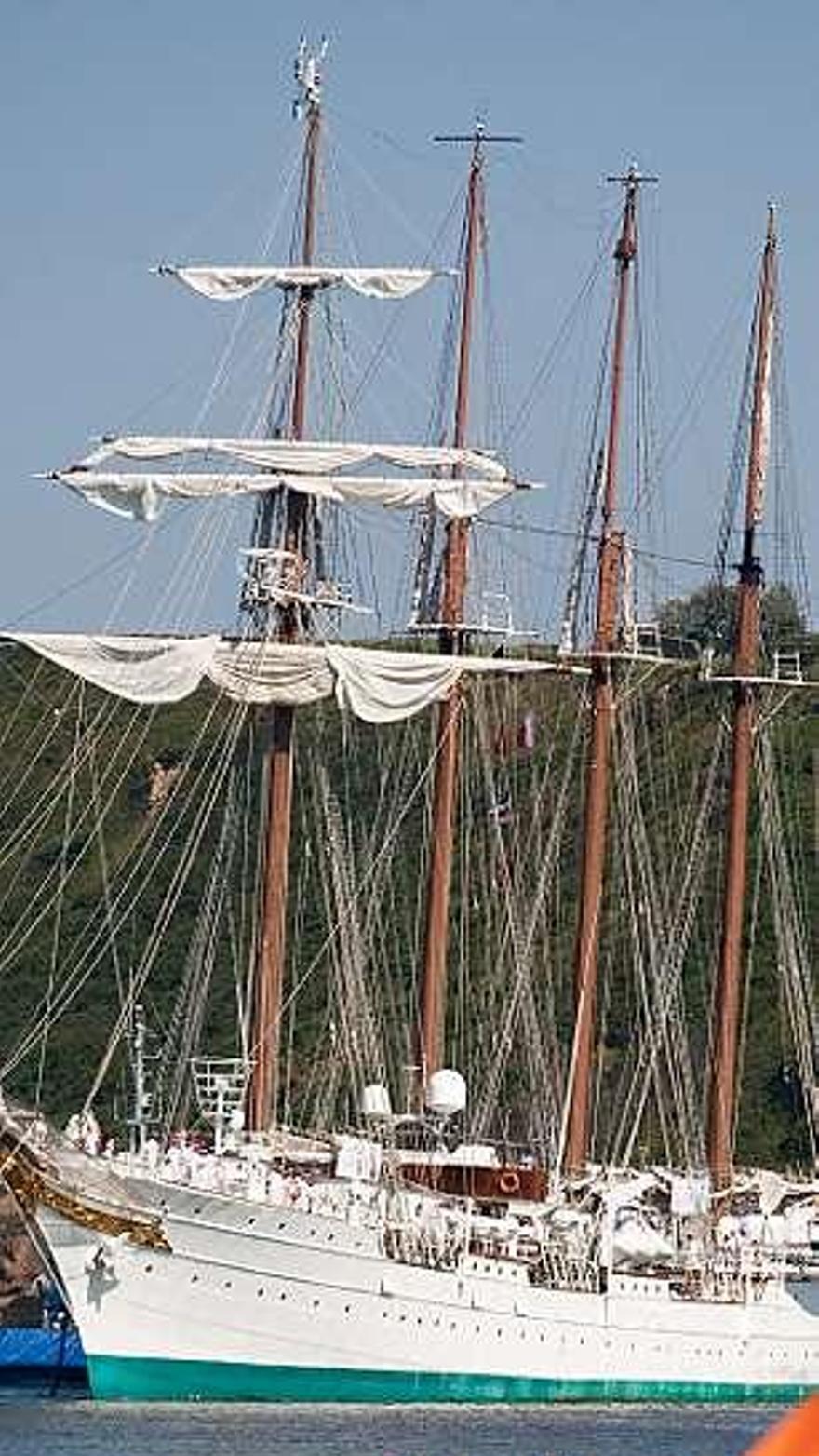 El bergantín que enamoró a una asturiana de Gijón La Nueva España