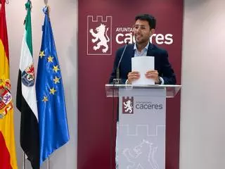 Orgaz: "Pedro Sánchez está poniendo trabas al desarrollo de Cáceres"