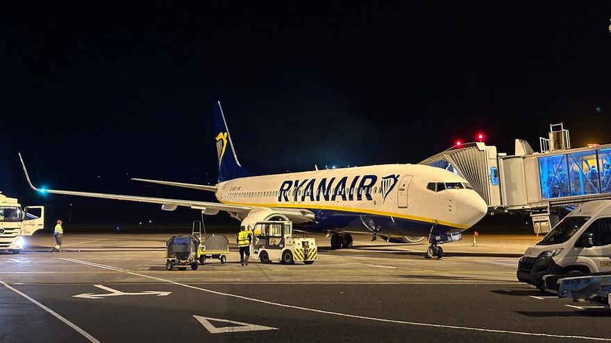 Flight Turbulence in the Canary Islands: Travelers Left High and Dry