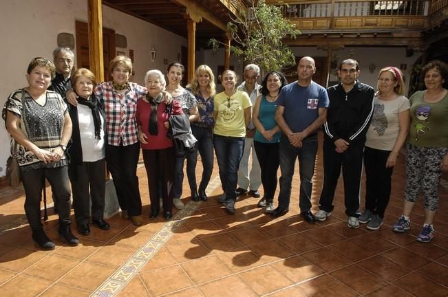 TALLERES DE CERAMICA Y BAILE POR EL DIA DE ...