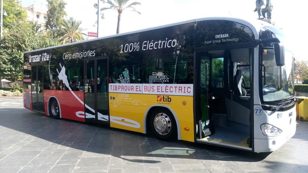 El transport públic a la part forana, s’ha convertit en una llarga llista de promeses incomplertes.