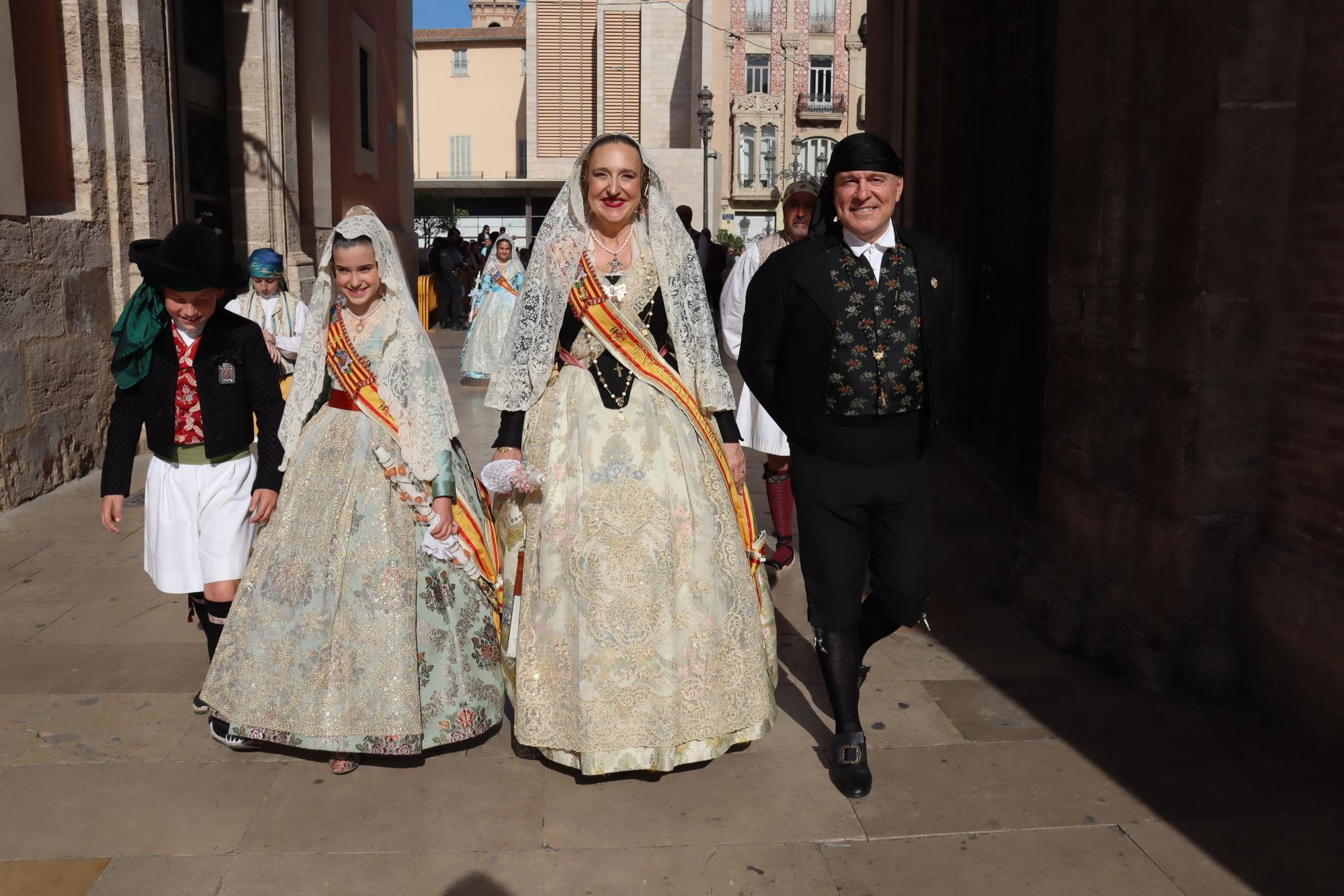 Las comisiones de falla en la Procesión de la Virgen (4/5)