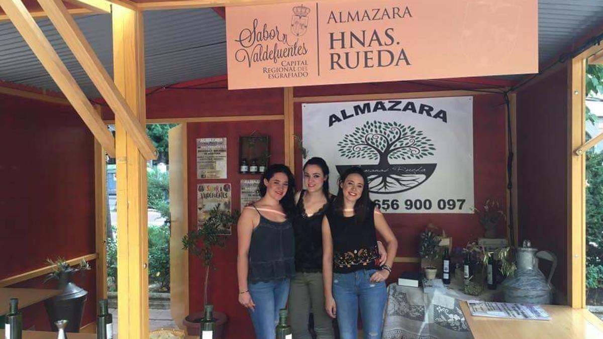 Las hermanas Rueda son dueñas de una Almazara.