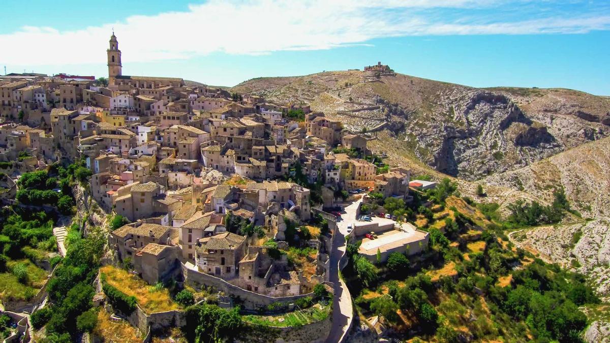 Bocairent, el pueblo valenciano que se esculpió en la roca y conserva intacto su pasado medieval.
