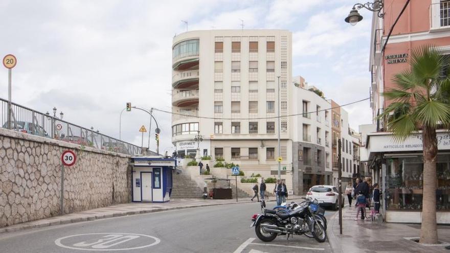 Imagen de archivo de la calle Carretería con Puerta Nueva, junto a la Tribuna de los Pobres.