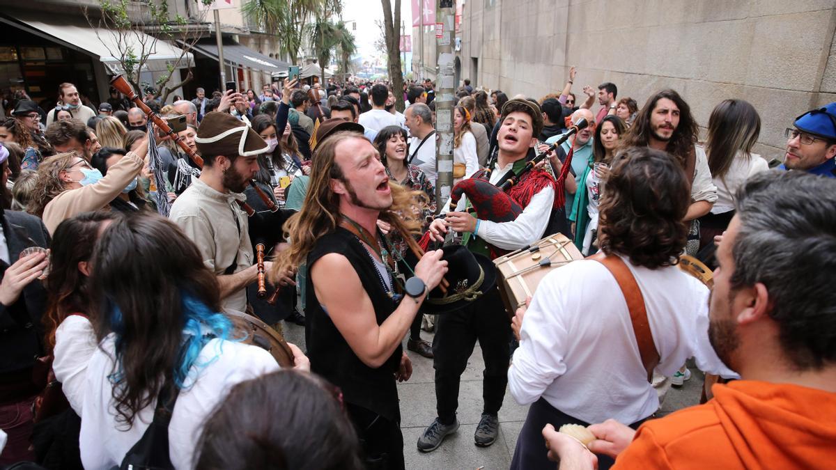 Ambiente duranta una edición pasada de la Fiesta de la Reconquista de Vigo.