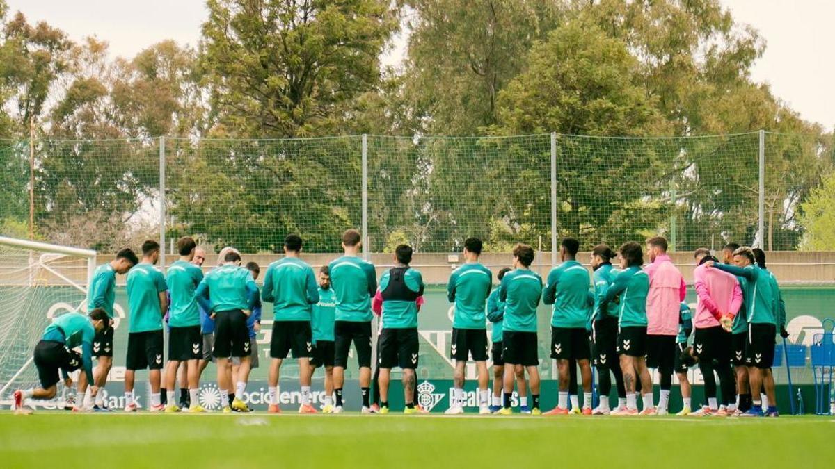 Entrenamiento del Betis este miércoles en la CD Luis del Sol