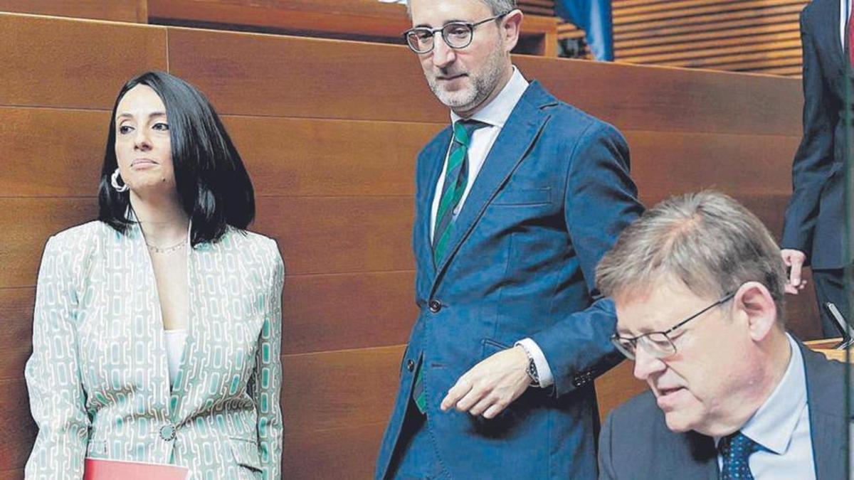 Rebeca Torró, Arcadi España y Ximo Puig, en las Cortes BIEL ALIÑO/EFE