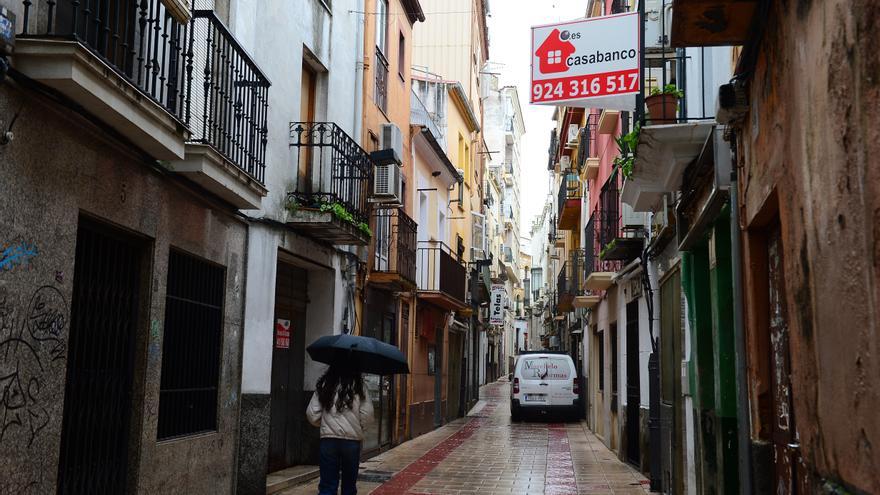 Las ayudas al alquiler en Extremadura agotan el crédito de un año en cuatro meses