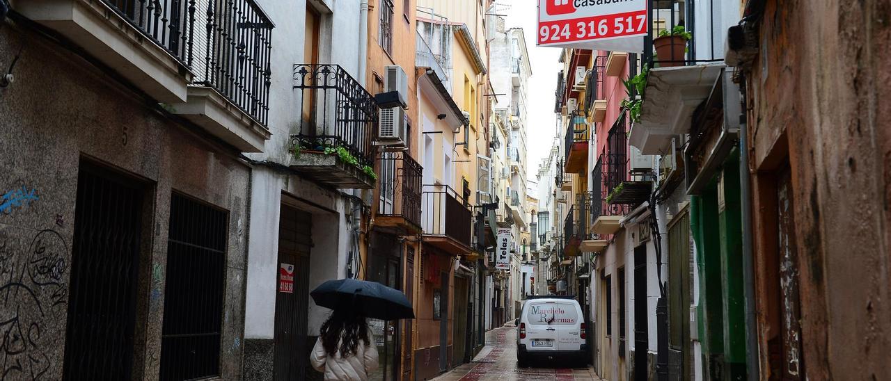 Viviendas disponibles en una calle de Plasencia.
