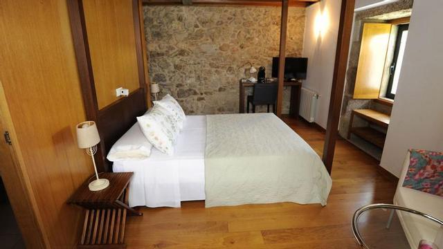 Habitación de una casa rural de las comarcas.