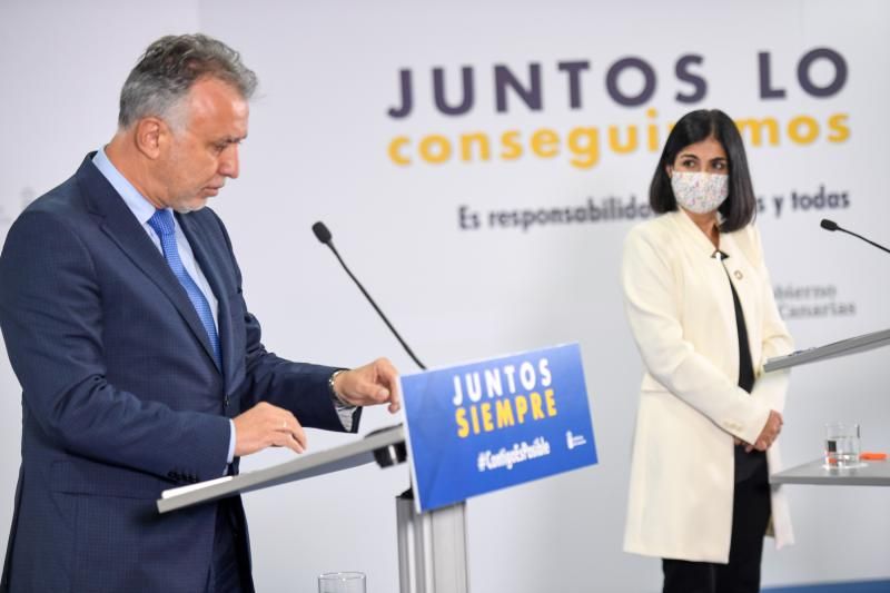 Rueda de prensa de Torres y Darias