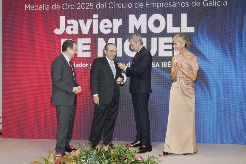 Javier Moll recibe la Medalla de Oro del Círculo de Empresarios de Galicia