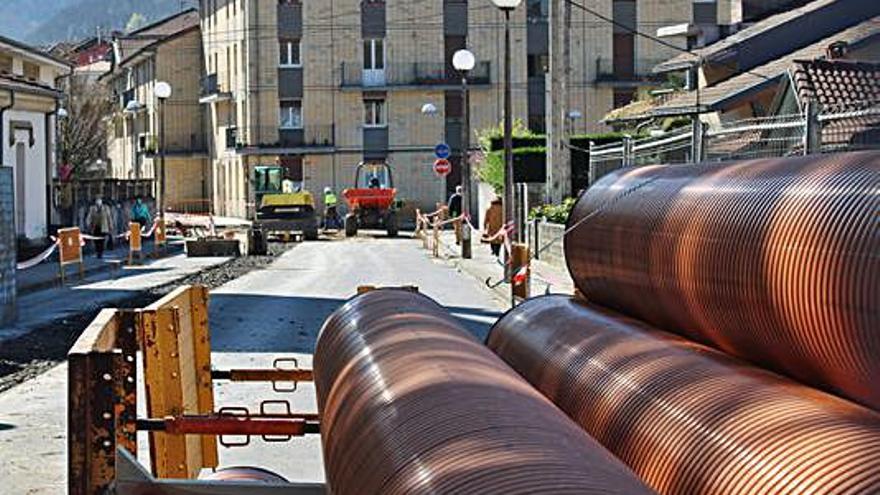 Comienzan las obras de saneamiento de Laviana, previas a las peatonalizaciones