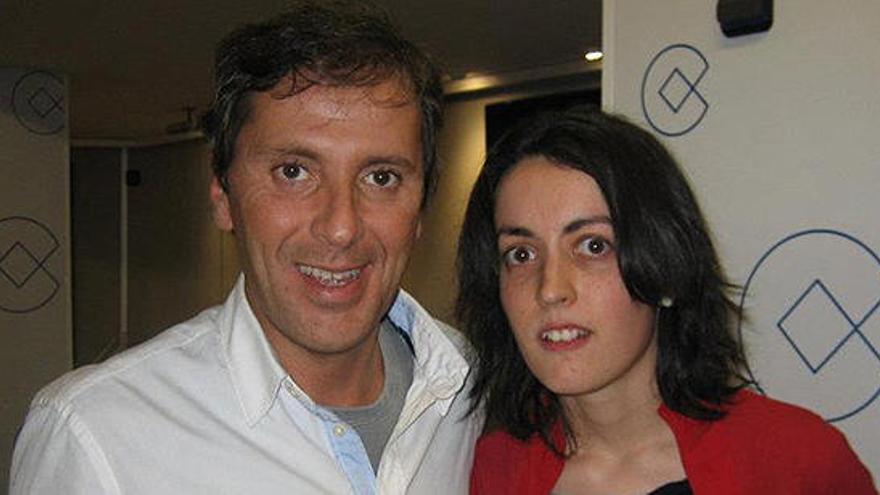 Paco González, junto a Lorena Gallego.