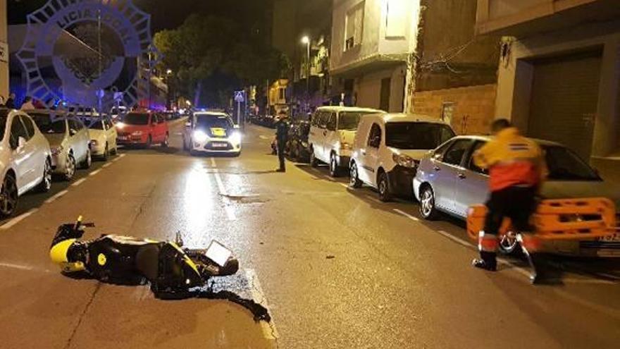 Un joven de 24 años fallece tras perder el control de su moto en la calle Escalante